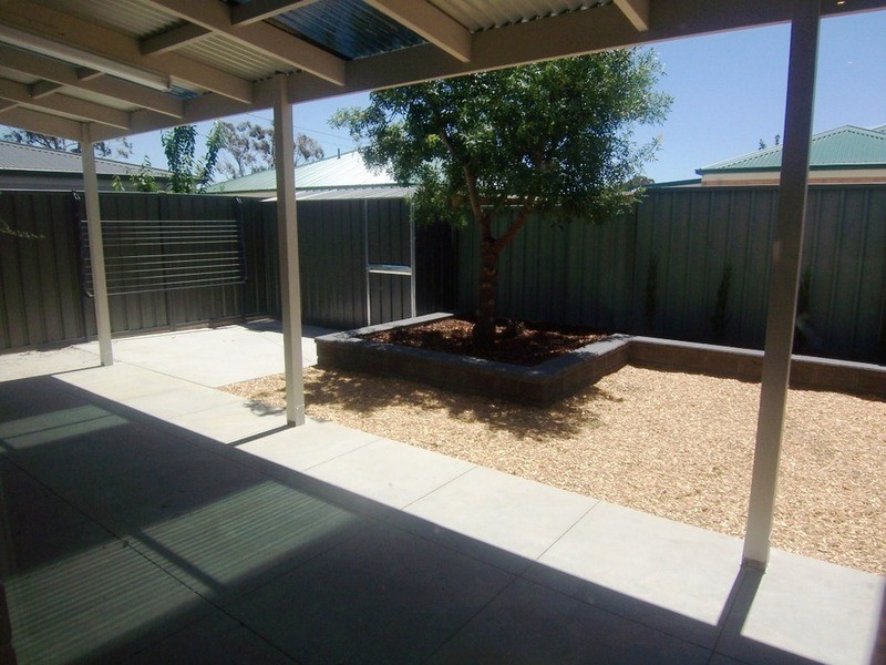 1A Taylor Street, Kangaroo Flat VIC 3555