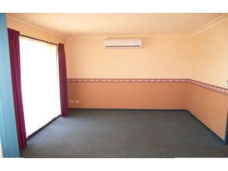 2 Baden-Powell Place, Strathdale VIC 3550