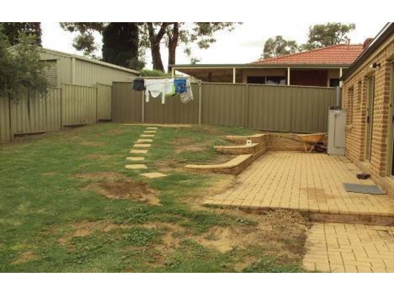 2 Baden-Powell Place, Strathdale VIC 3550