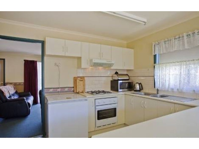 2 Baden-Powell Place, Strathdale VIC 3550