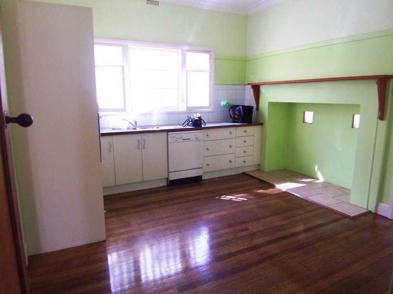 11 Brodie Street, Quarry Hill VIC 3550