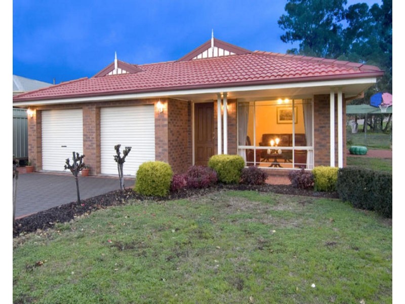 7 Barwon Drive, Strathdale VIC 3550