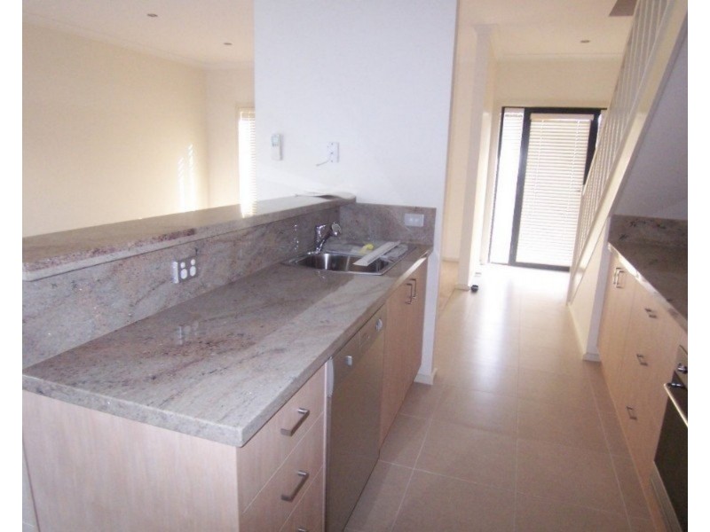 3/50 Race Street, Flora Hill VIC 3550