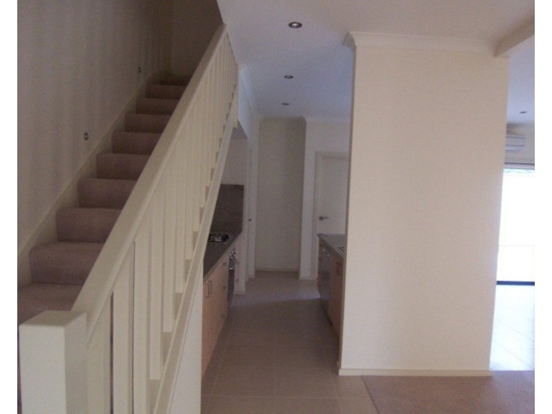 3/50 Race Street, Flora Hill VIC 3550