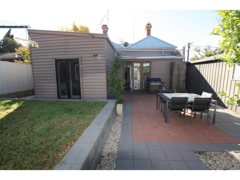 63 Honeysuckle Street, Bendigo VIC 3550