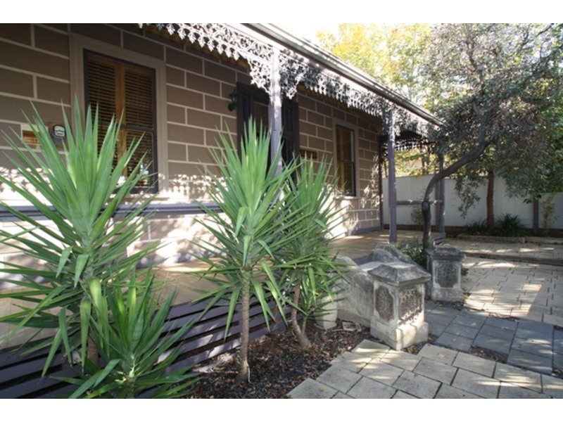 63 Honeysuckle Street, Bendigo VIC 3550