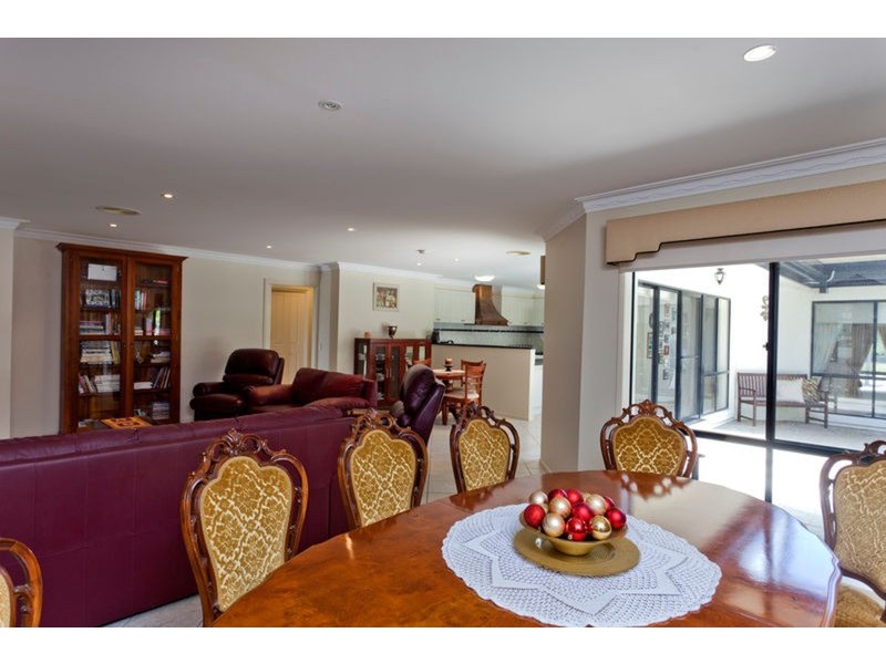 15 Penzance Avenue, Golden Square VIC 3555