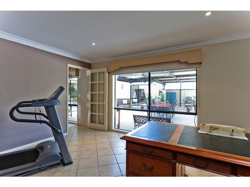 15 Penzance Avenue, Golden Square VIC 3555