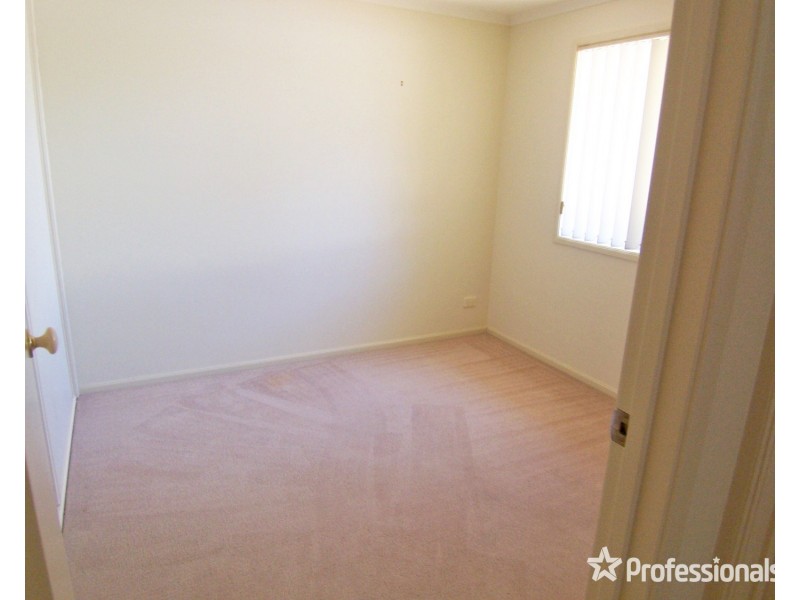 2/174 St Aidans Road, Kennington VIC 3550