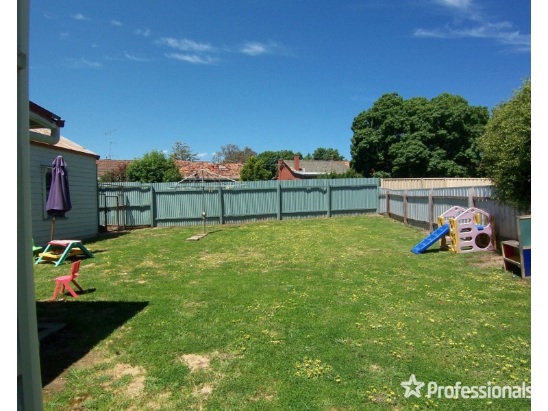 13a Somerville Street, Flora Hill VIC 3550