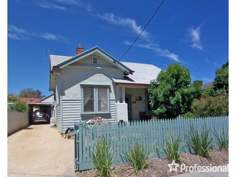 13a Somerville Street, Flora Hill VIC 3550