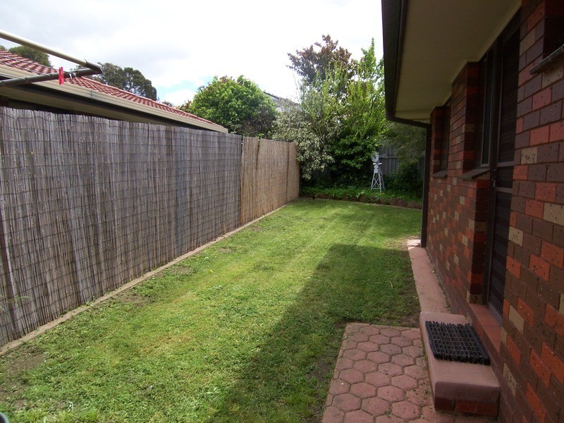 1/29 Glencoe  Street, Kennington VIC 3550