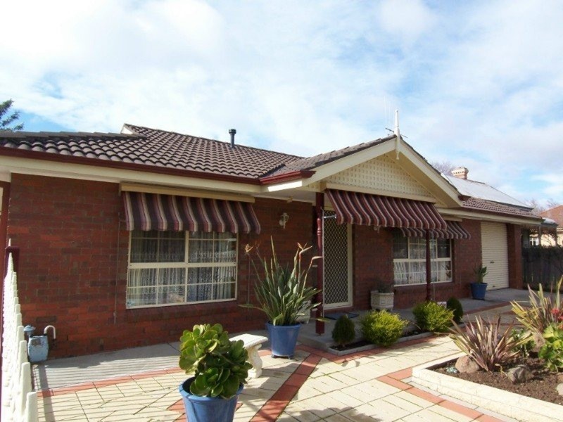 1/49 Sternberg Street, Kennington VIC 3550