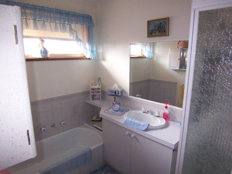 1/49 Sternberg Street, Kennington VIC 3550