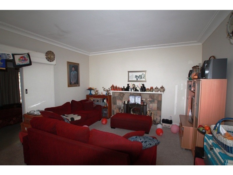 18 Leigh Avenue, Kennington VIC 3550