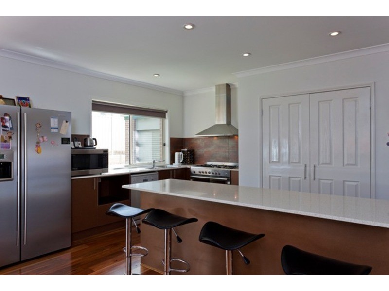5 Kirri  Close, Kangaroo Flat VIC 3555