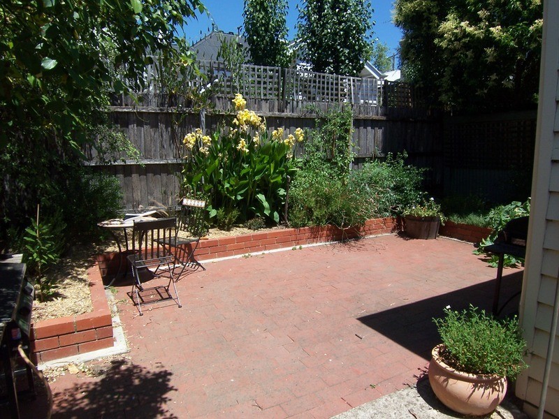 57 Gladstone Street, Quarry Hill VIC 3550