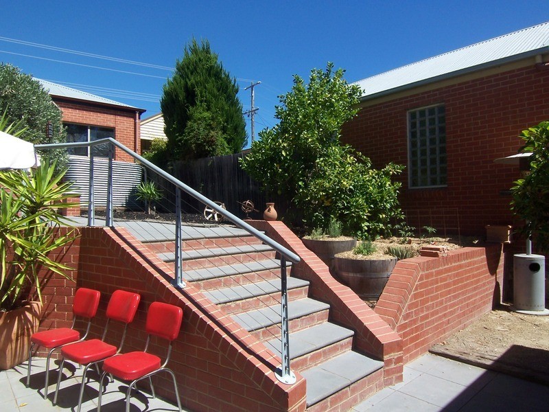 95 Olinda Street, Quarry Hill VIC 3550