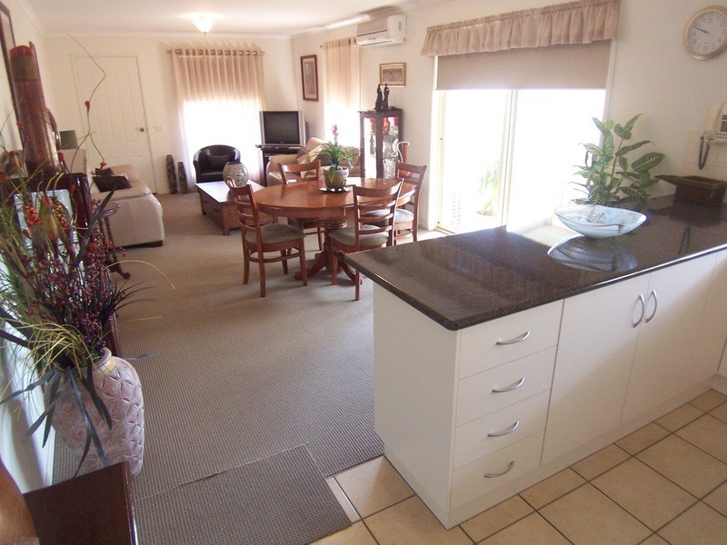 4/68 Wood Street, California Gully VIC 3556