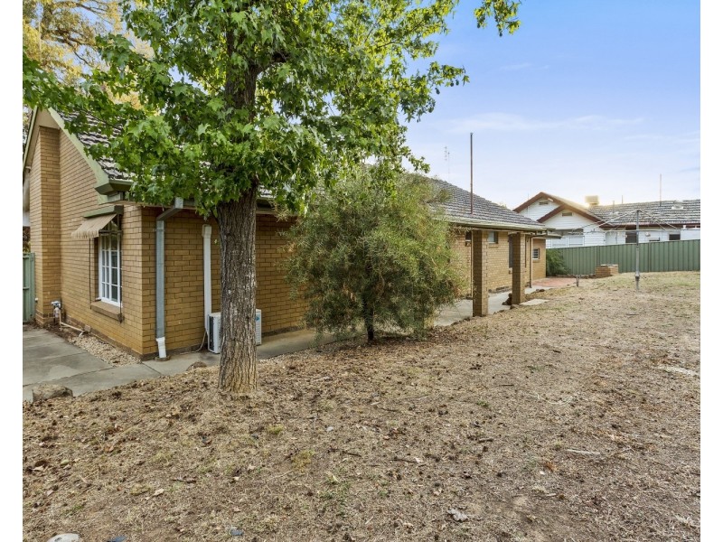 103 Condon Street, Kennington VIC 3550
