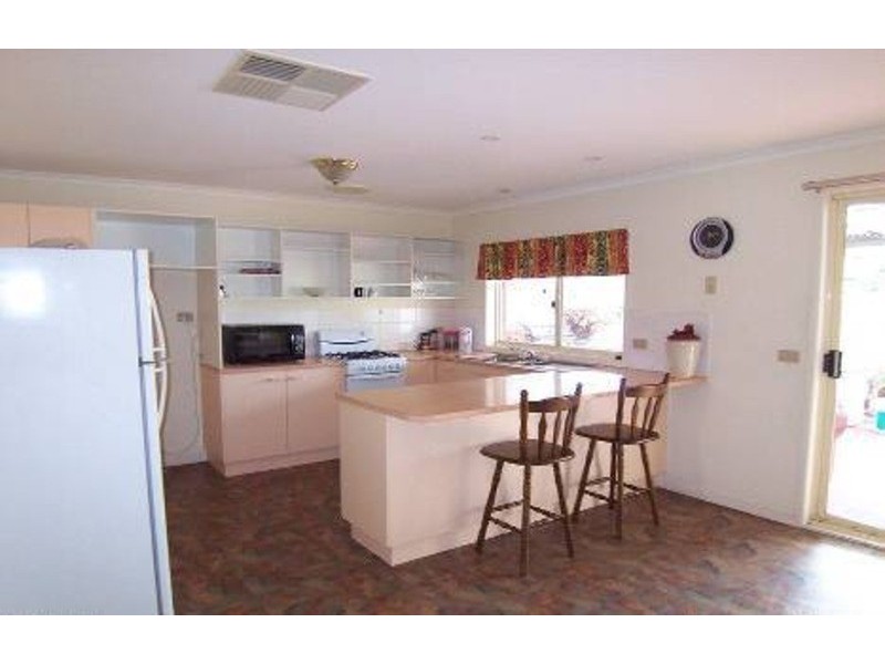 9  Hasker  Court, Strathdale VIC 3550