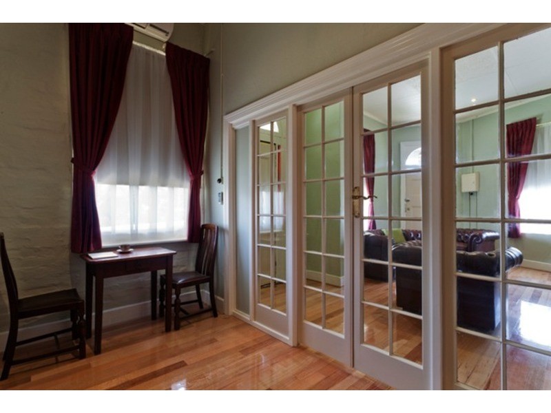 31 Reginald  Street, Quarry Hill VIC 3550