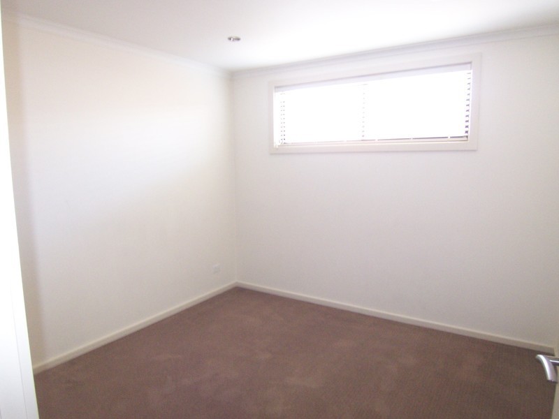 5/50 Race Street, Flora Hill VIC 3550