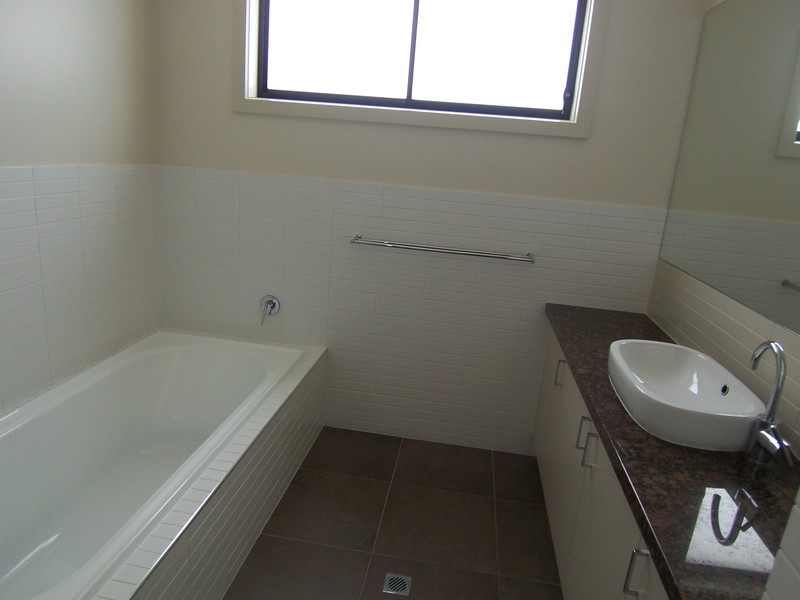 5/50 Race Street, Flora Hill VIC 3550