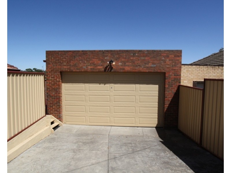 224 Neale Street, Flora Hill VIC 3550