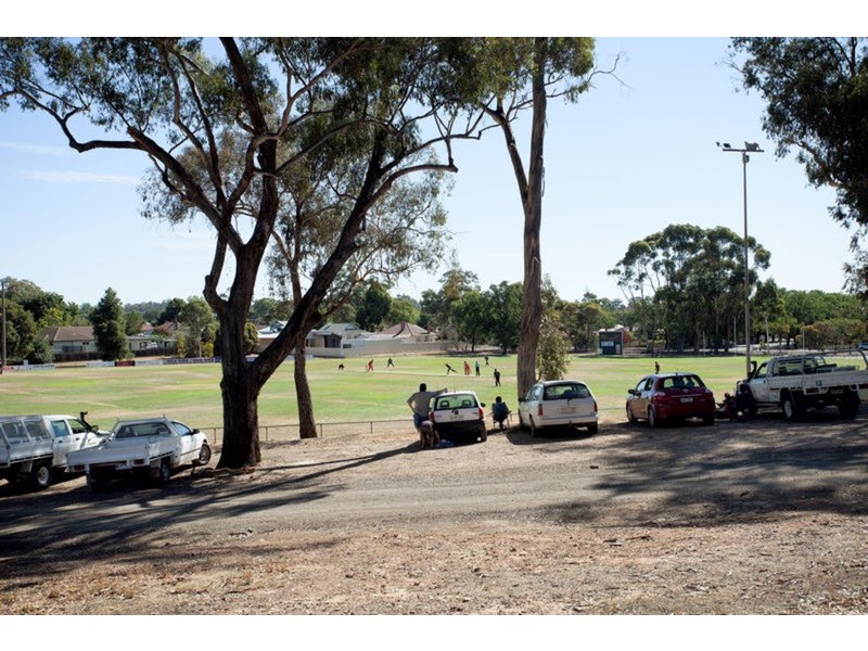 2/100 St Aidans Road, Kennington VIC 3550