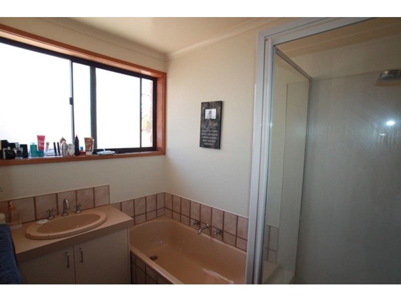 4/163 Retreat Road, Flora Hill VIC 3550