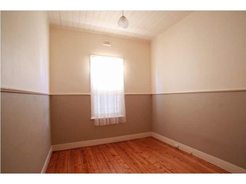 57 Gladstone Street, Quarry Hill VIC 3550