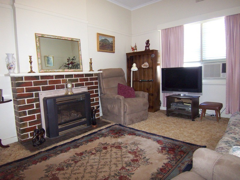 20 Churchill Avenue, Flora Hill VIC 3550