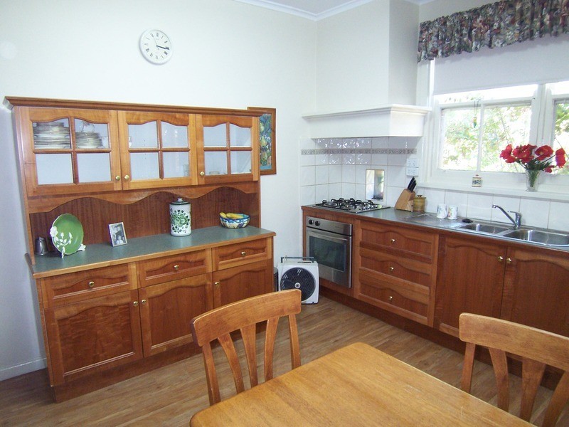 20 Churchill Avenue, Flora Hill VIC 3550