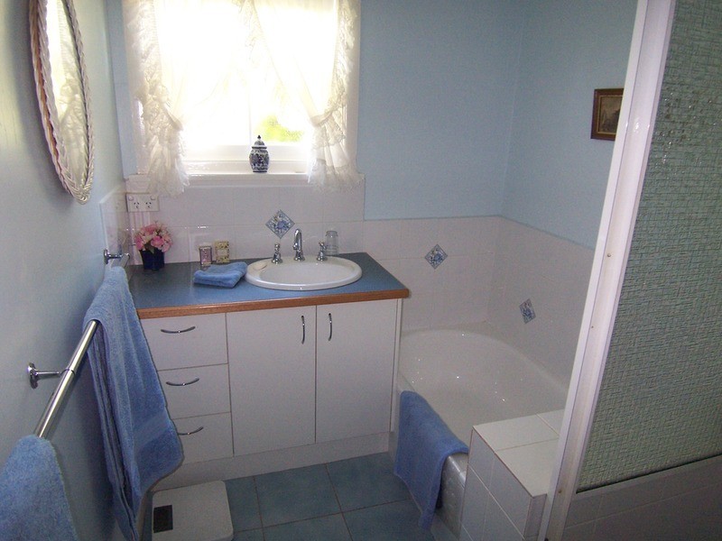 20 Churchill Avenue, Flora Hill VIC 3550