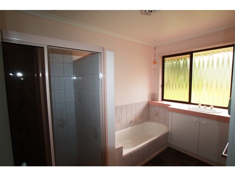 10 Bambara Close, Strathdale VIC 3550