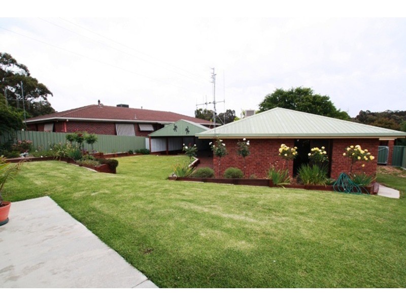 10 Bambara Close, Strathdale VIC 3550