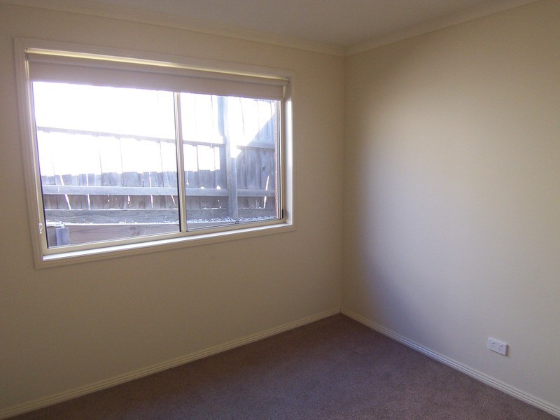 17a John  Street, Kangaroo Flat VIC 3555