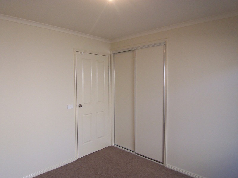 17a John  Street, Kangaroo Flat VIC 3555