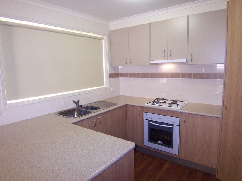 17a John  Street, Kangaroo Flat VIC 3555