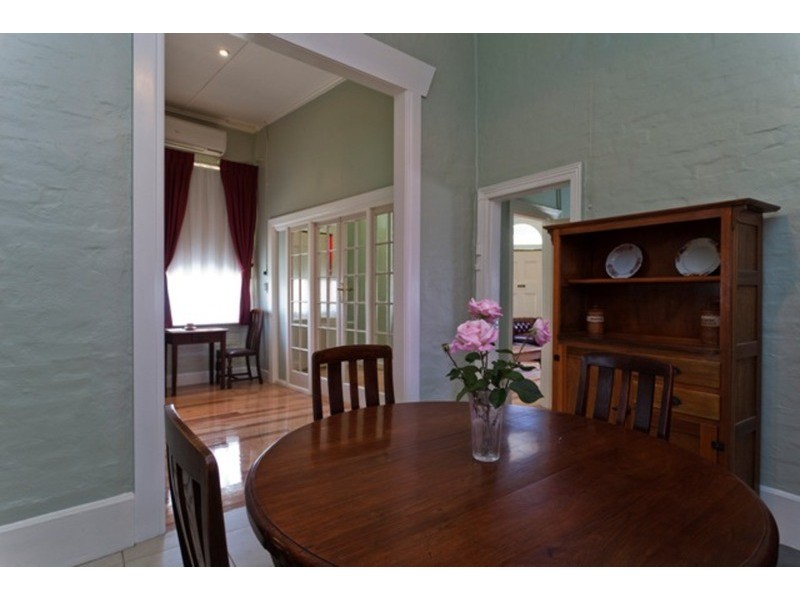 31 Reginald  Street, Quarry Hill VIC 3550