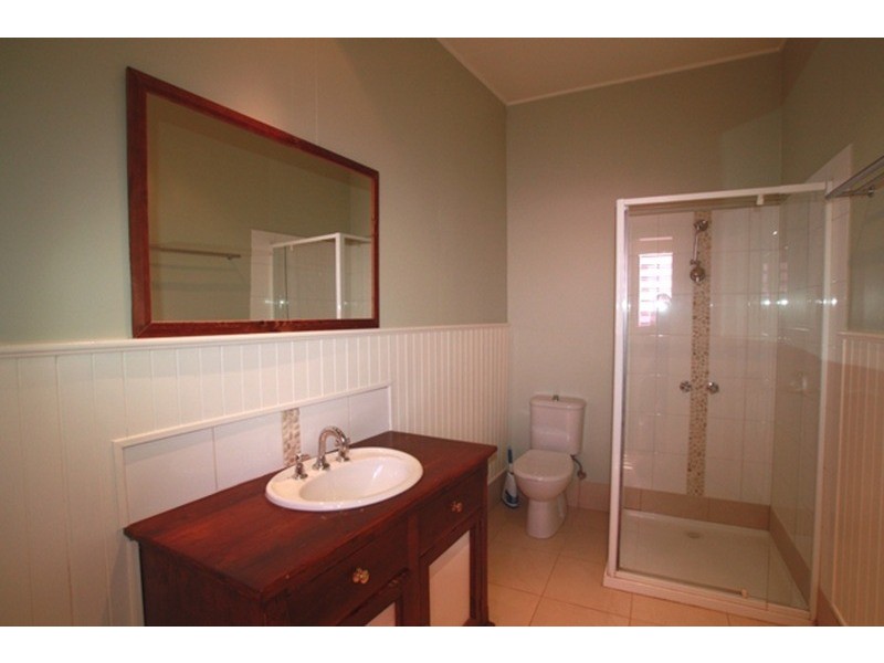 31 Reginald  Street, Quarry Hill VIC 3550