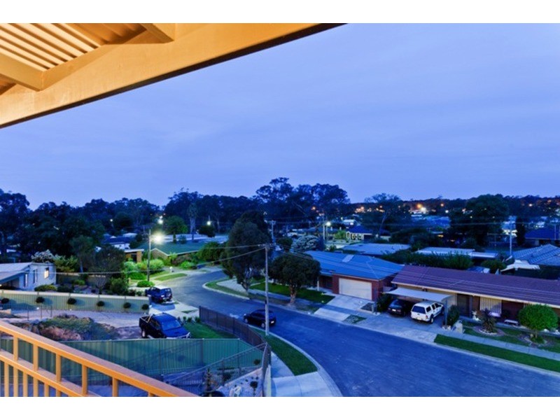 6 Hansa Court, Kangaroo Flat VIC 3555