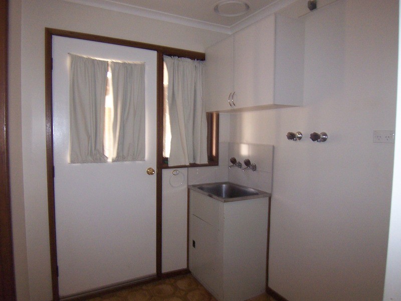 4 Seaton Grove, Golden Square VIC 3555