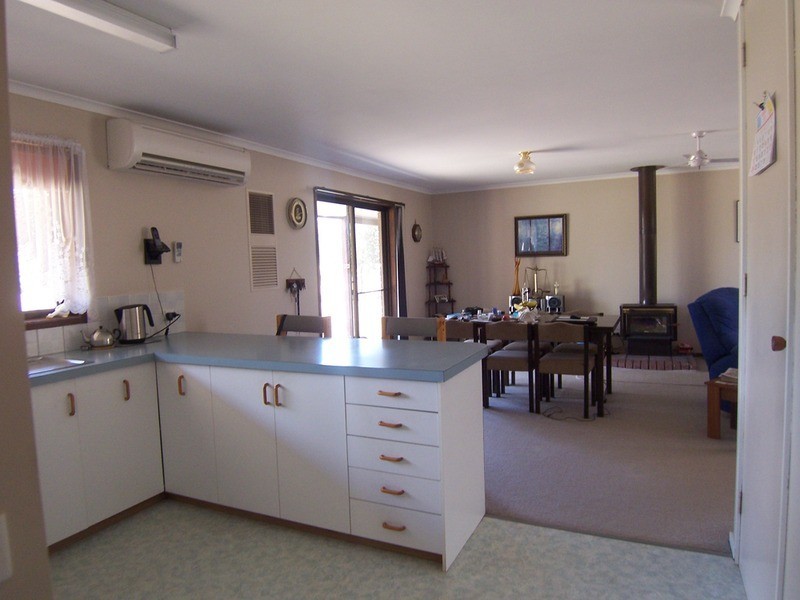 2 giffard Street, Newbridge VIC 3551