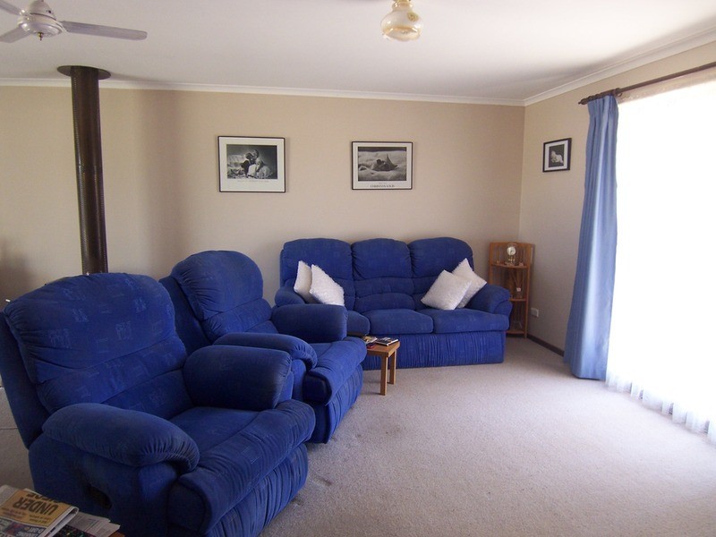 2 giffard Street, Newbridge VIC 3551