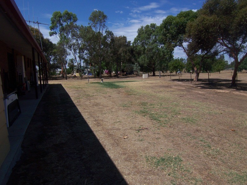 2 giffard Street, Newbridge VIC 3551