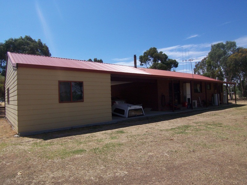 2 giffard Street, Newbridge VIC 3551