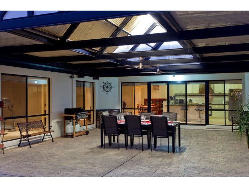 15 Penzance Avenue, Golden Square VIC 3555