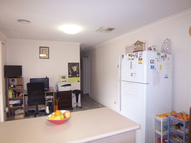 3 McCurrach Place, East Bendigo VIC 3550